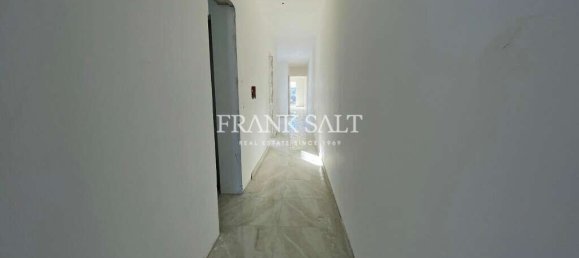 2 chambres Penthouse à Santa Venera, Malta No. 2549 5