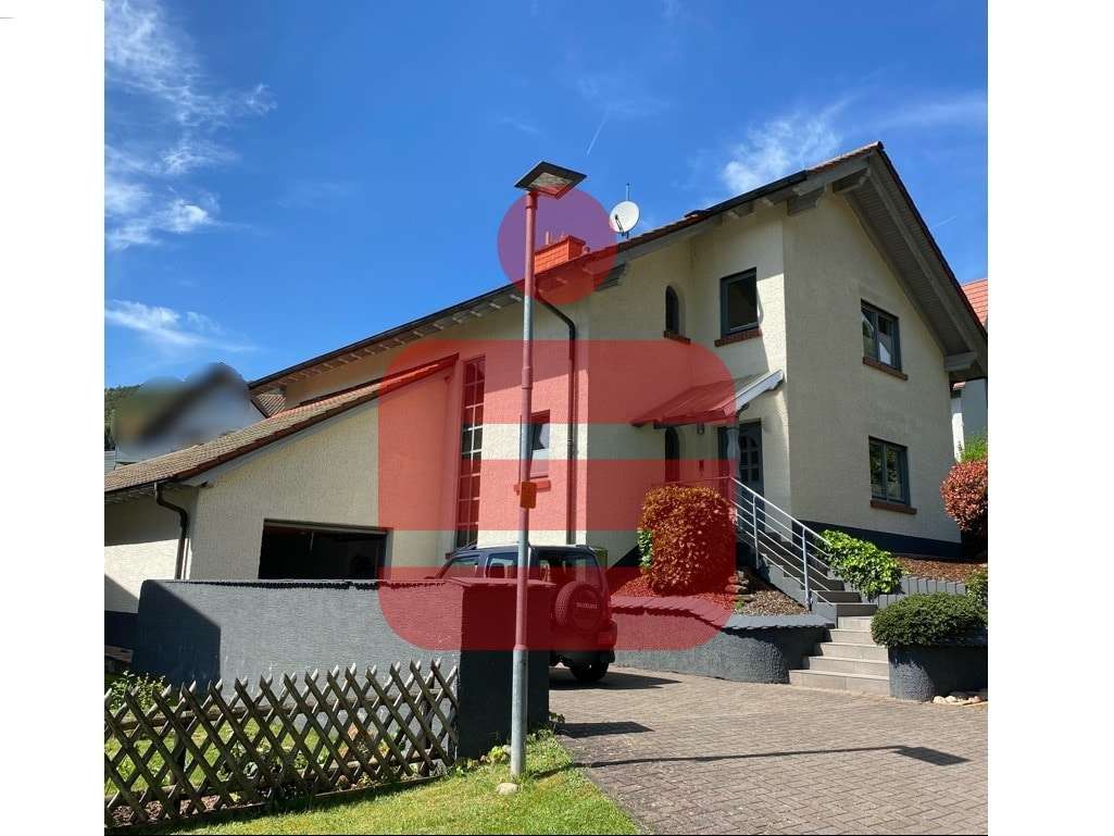 Дом с 7 комнатами в Юго-западный Пфальц, Германия № 223273