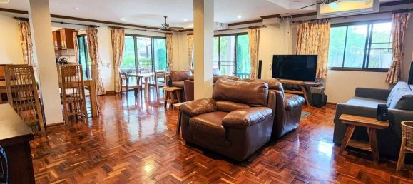 5 bedrooms House in Chiang Mai, Thailand No. 27034 3