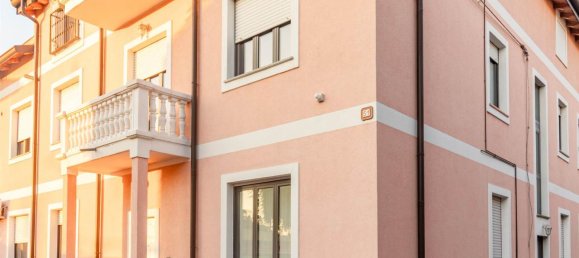 3 rooms Apartment in Meda, Italy No. 27037 23