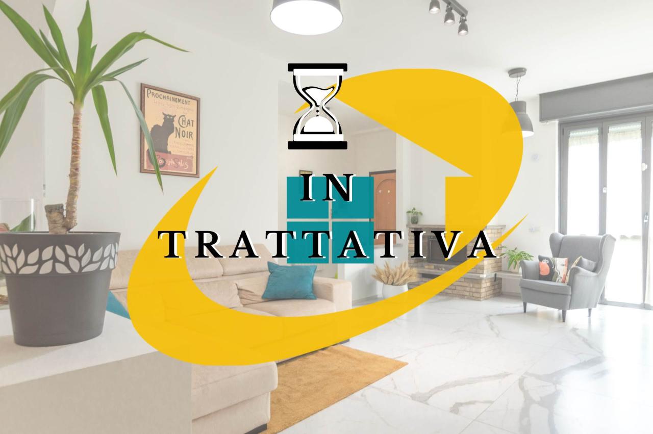 3 rooms Apartment in Meda, Italy No. 27037