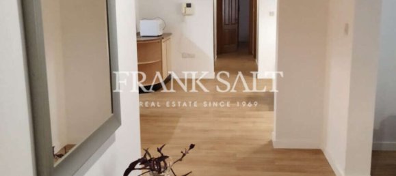 3 bedrooms Apartment in Sliema, Malta No. 8472 4