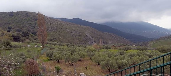 4 bedrooms House in Alcaucin, Spain No. 45136 2