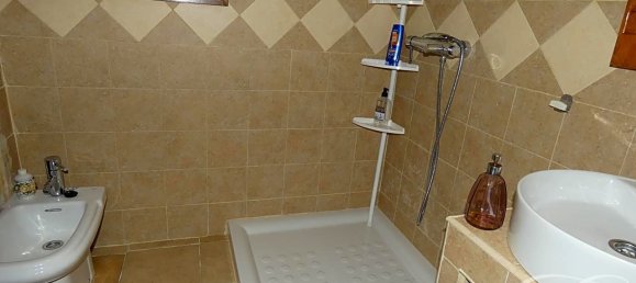 4 bedrooms House in Alcaucin, Spain No. 45136 13