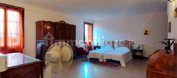 4 bedrooms Apartment in Venice, Italy No. 61517 7