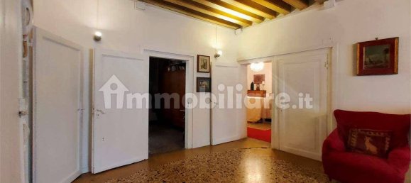 4 bedrooms Apartment in Venice, Italy No. 61517 5
