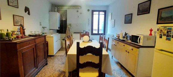 4 bedrooms Apartment in Venice, Italy No. 61517 9