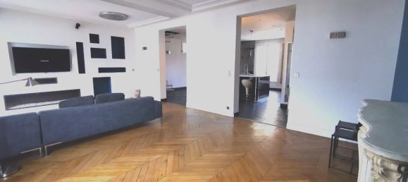 3 bedrooms Duplex in Paris, France No. 182657 16