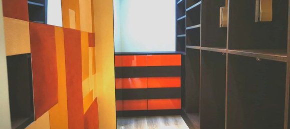 3 bedrooms Duplex in Paris, France No. 182657 10