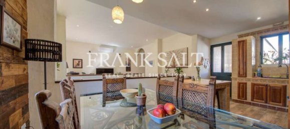 3 Schlafzimmer Maisonette-Wohnung in Victoria, Malta, Nr. 2773 11