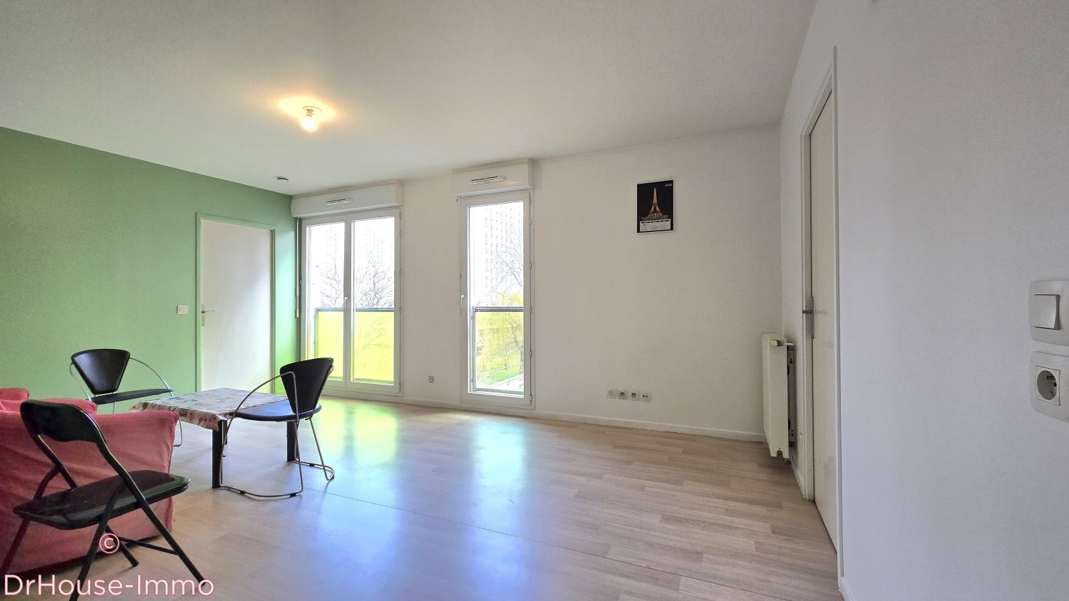 2 bedrooms Apartment in Bobigny, France No. 132395
