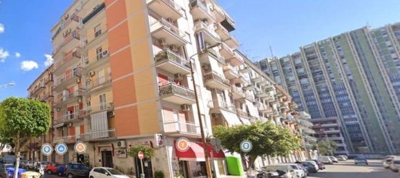 Apartamento de 5 divisões em Taranto, Italy N.º 186551 2