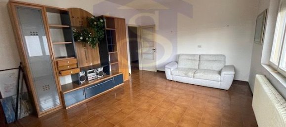 4-Zimmer Wohnung in Pordenone, Italy, Nr. 25801 3