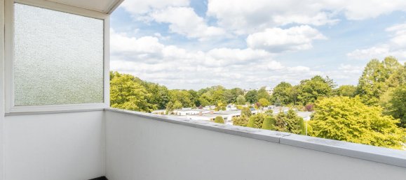 Квартира с 3 комнатами в Детмольд, Германия № 78064 3