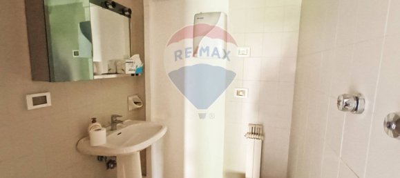 4-salle Propriété commerciale à Terranuova Bracciolini, Italy No. 178460 15