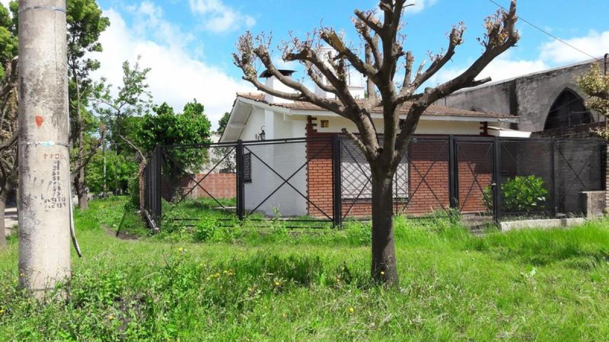 2 bedrooms House in Moreno, Argentina No. 17769