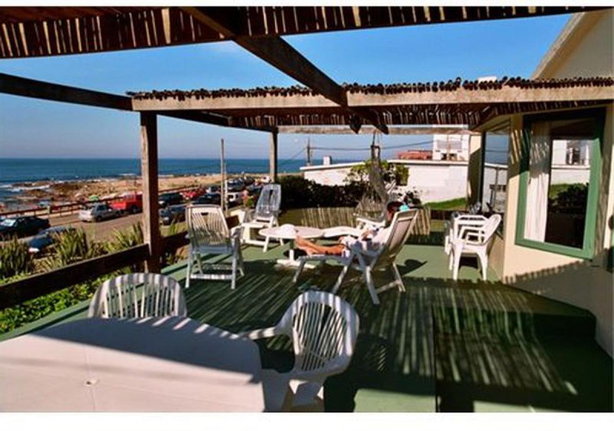 5 bedrooms House in Maldonado, Uruguay No. 4380