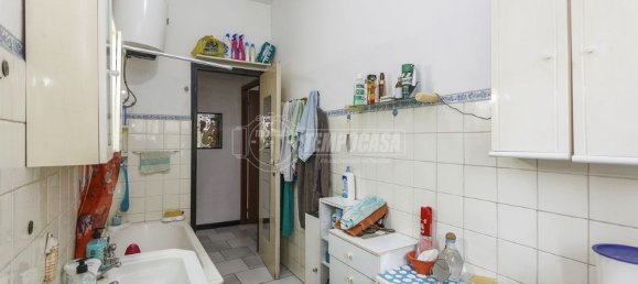 3 rooms Apartment in Bergamo, Italy No. 124424 14