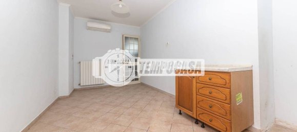 2 bedrooms Apartment in Rome, Italy No. 345127 22