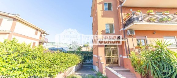 2 bedrooms Apartment in Rome, Italy No. 345127 2