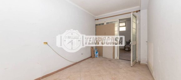 2 bedrooms Apartment in Rome, Italy No. 345127 39