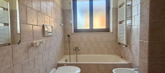 3-salle Appartement à Baschi, Italy No. 297799 50
