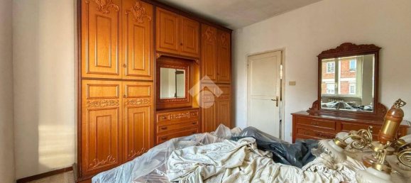 1 chambre Appartement à Turin, Italy No. 49719 9