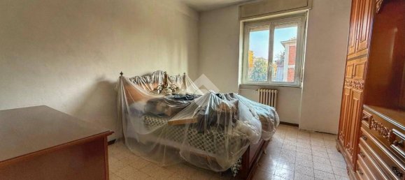 1 chambre Appartement à Turin, Italy No. 49719 4