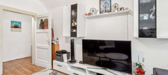 24 rooms Building in Duisburg, Germany No. 25162 8