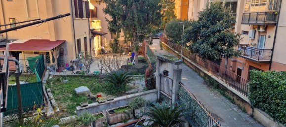 4 rooms Apartment in Verona, Italy No. 60852 14