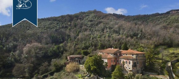 30 Schlafzimmer Villa in Carrara, Italy, Nr. 329322 8