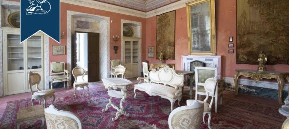 30 Schlafzimmer Villa in Carrara, Italy, Nr. 329322 20
