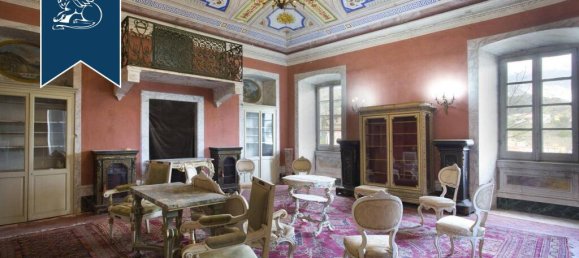 30 Schlafzimmer Villa in Carrara, Italy, Nr. 329322 21