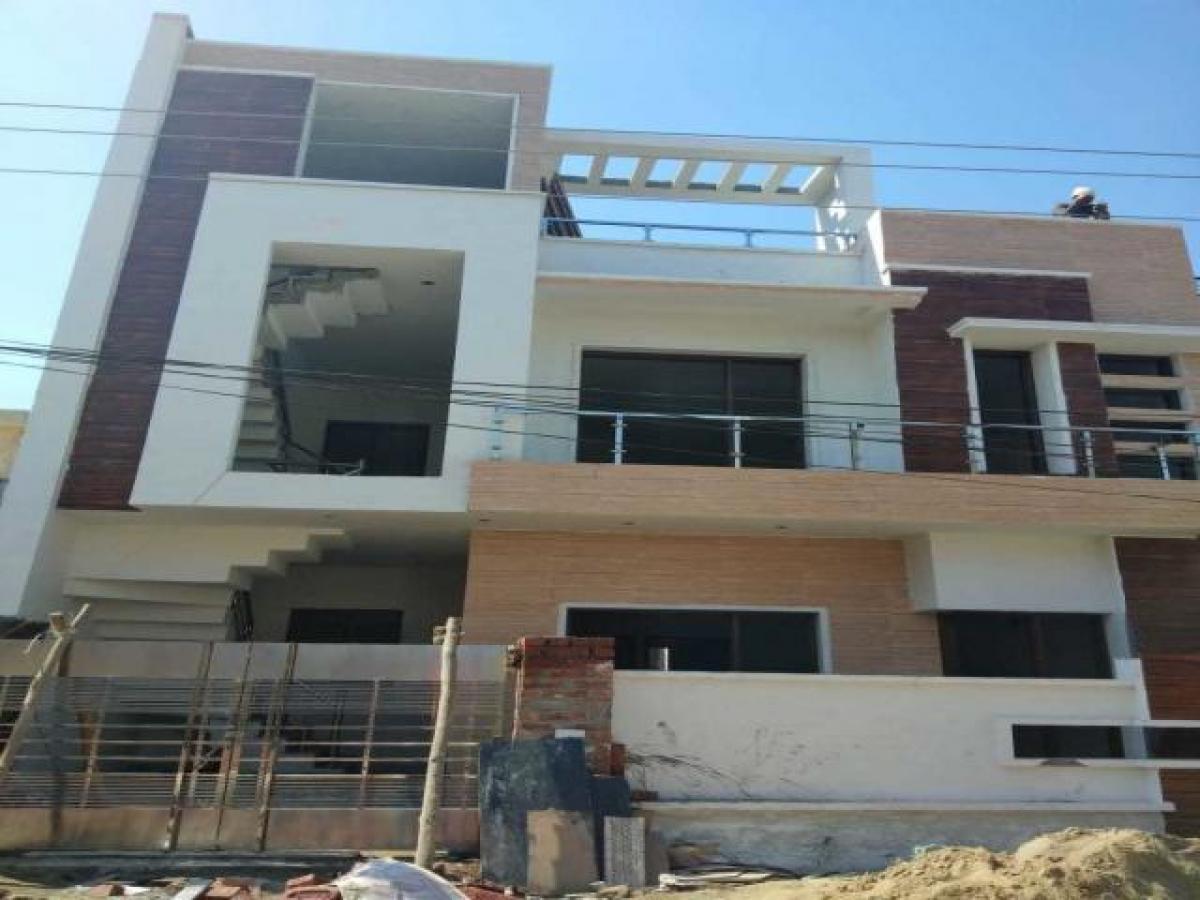 4 Schlafzimmer Haus in Mohali, India, Nr. 27516