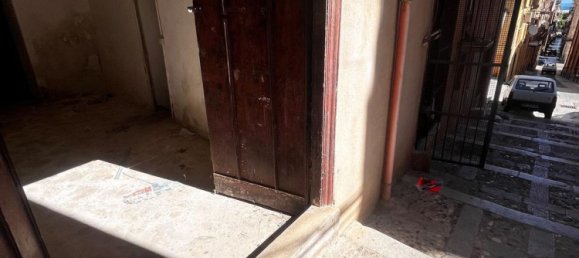 Дом с 3 спальнями в Термини Имерезе, Италия № 372158 6