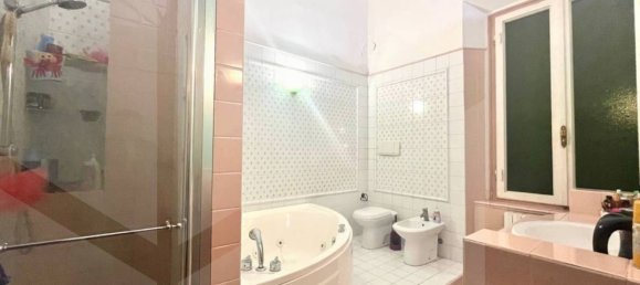 Apartamento de 7 habitaciónes en Pontedera, Italy No. 21919 26