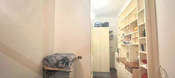 Apartamento de 7 habitaciónes en Pontedera, Italy No. 21919 24