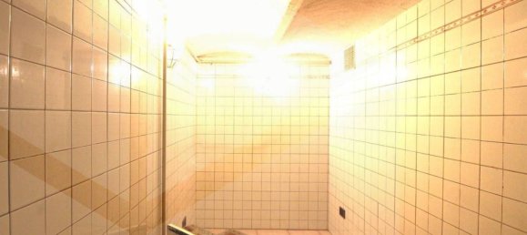 Apartamento de 7 habitaciónes en Pontedera, Italy No. 21919 3