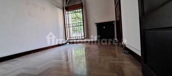 5 rooms Office in Padua, Italy No. 221363 4