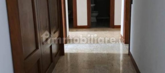 5 rooms Office in Padua, Italy No. 221363 9