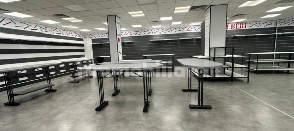 1 room Commercial property in Alghero, Italy No. 50062 8