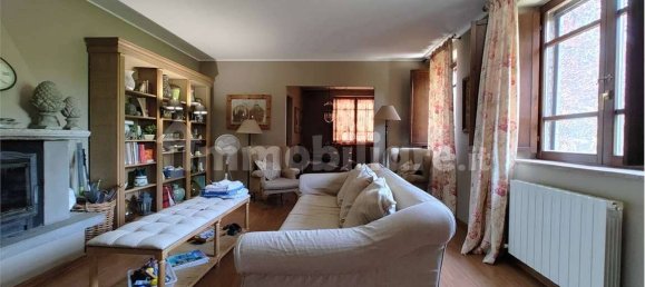 3 bedrooms House in Gropparello, Italy No. 346798 5