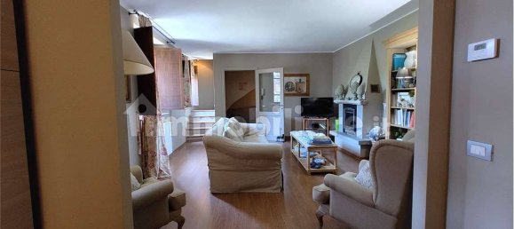 3 bedrooms House in Gropparello, Italy No. 346798 9