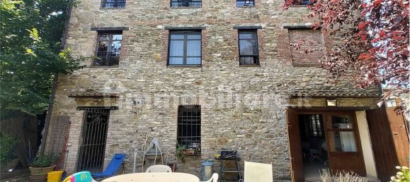 3 bedrooms House in Gropparello, Italy No. 346798 26