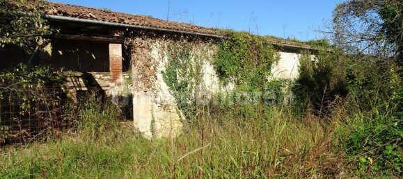 4 bedrooms House in Monteviale, Italy No. 179175 14