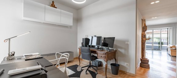 3 bedrooms Apartment in Milan, Italy No. 272105 21