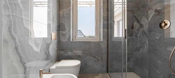 3 bedrooms Apartment in Milan, Italy No. 272105 20