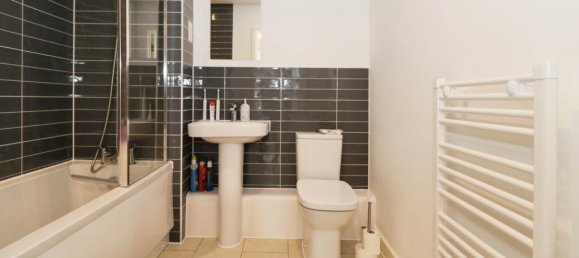 1 bedroom Apartment in Bristol, United Kingdom No. 2101 9