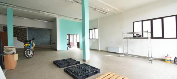 Lagerhaus in Forlì, Italy 450m², Nr. 161369 3