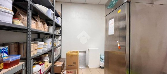 2 rooms Commercial property in Desenzano del Garda, Italy No. 272746 17